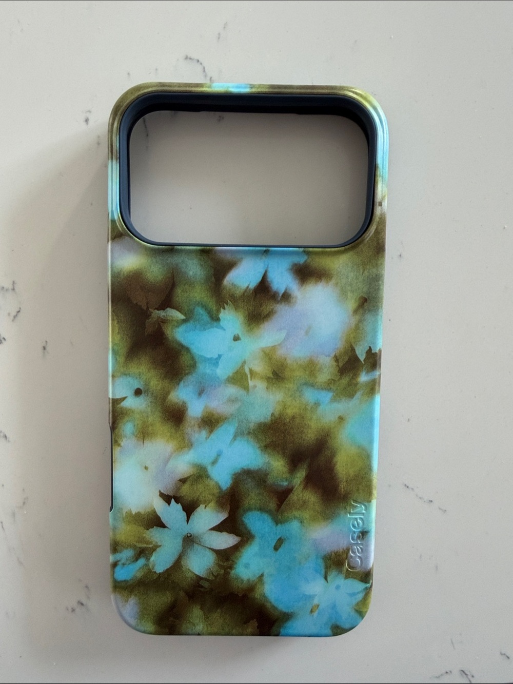 CASELY Blue Floral i phone 17 pro max case